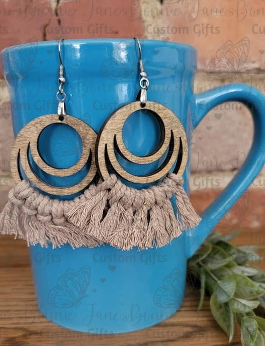 Macrame wood earrings